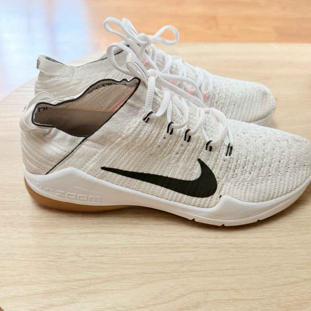 Nike Air Zoom Women Fearless Flyknit 2 white Training Shoes size 7